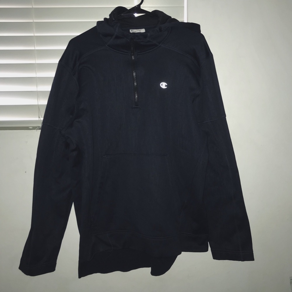 Pullover hoodie